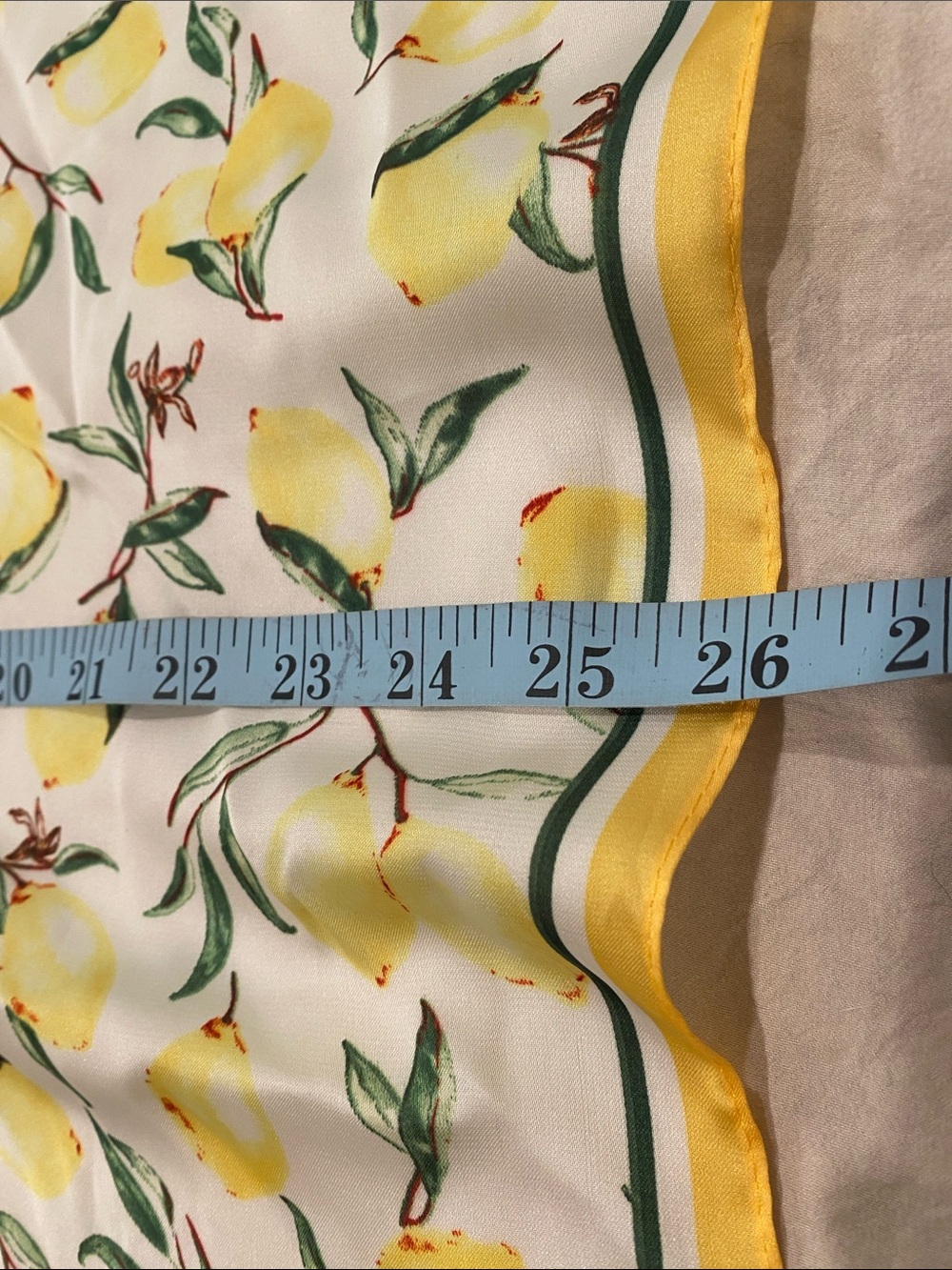 NWOT Lemon Print Square Scarf/Bandana/Bag Accessory - Picture 3 of 4